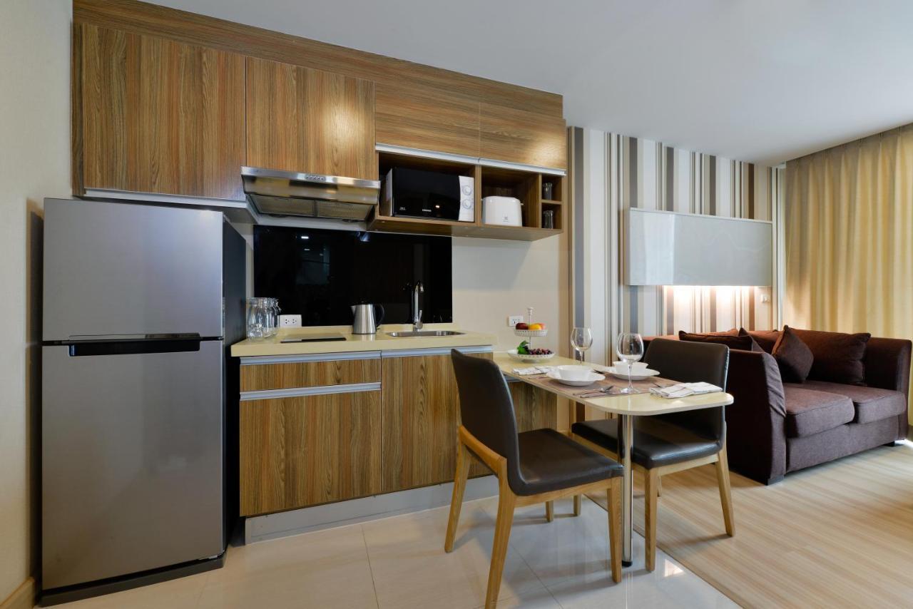 Ramada By Wyndham Bangkok Ten Ekamai Residences Luaran gambar