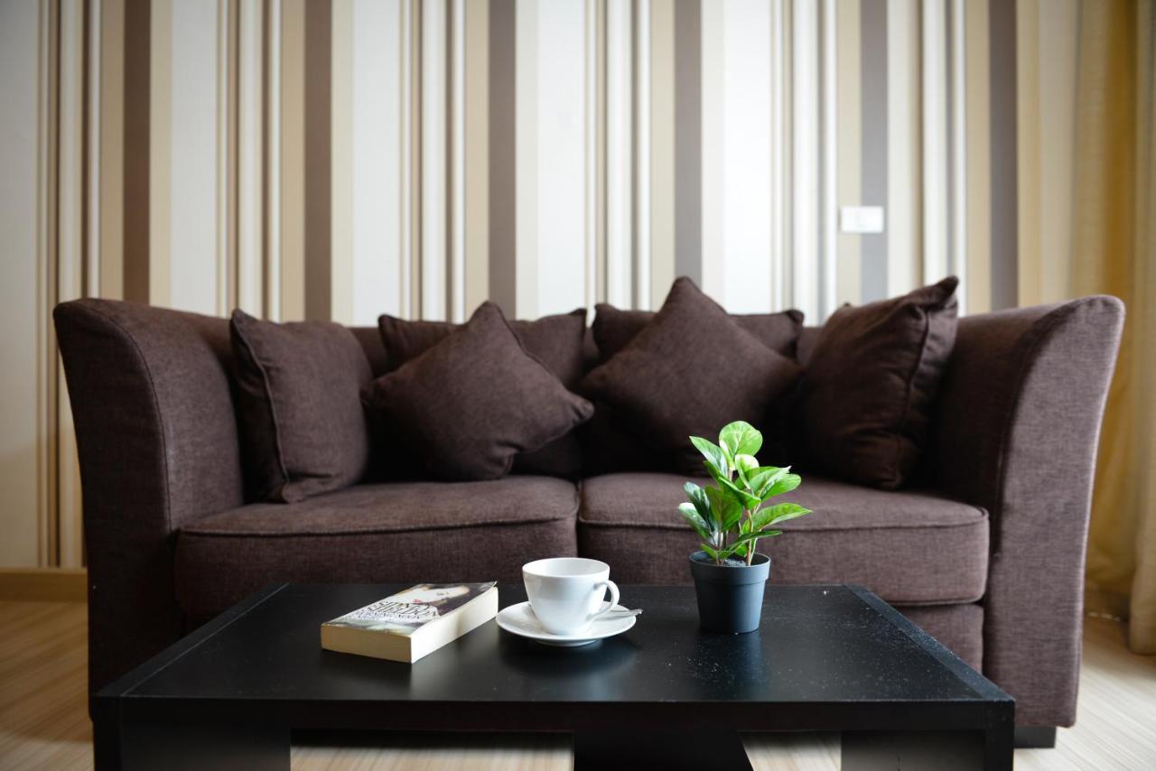 Ramada By Wyndham Bangkok Ten Ekamai Residences Luaran gambar